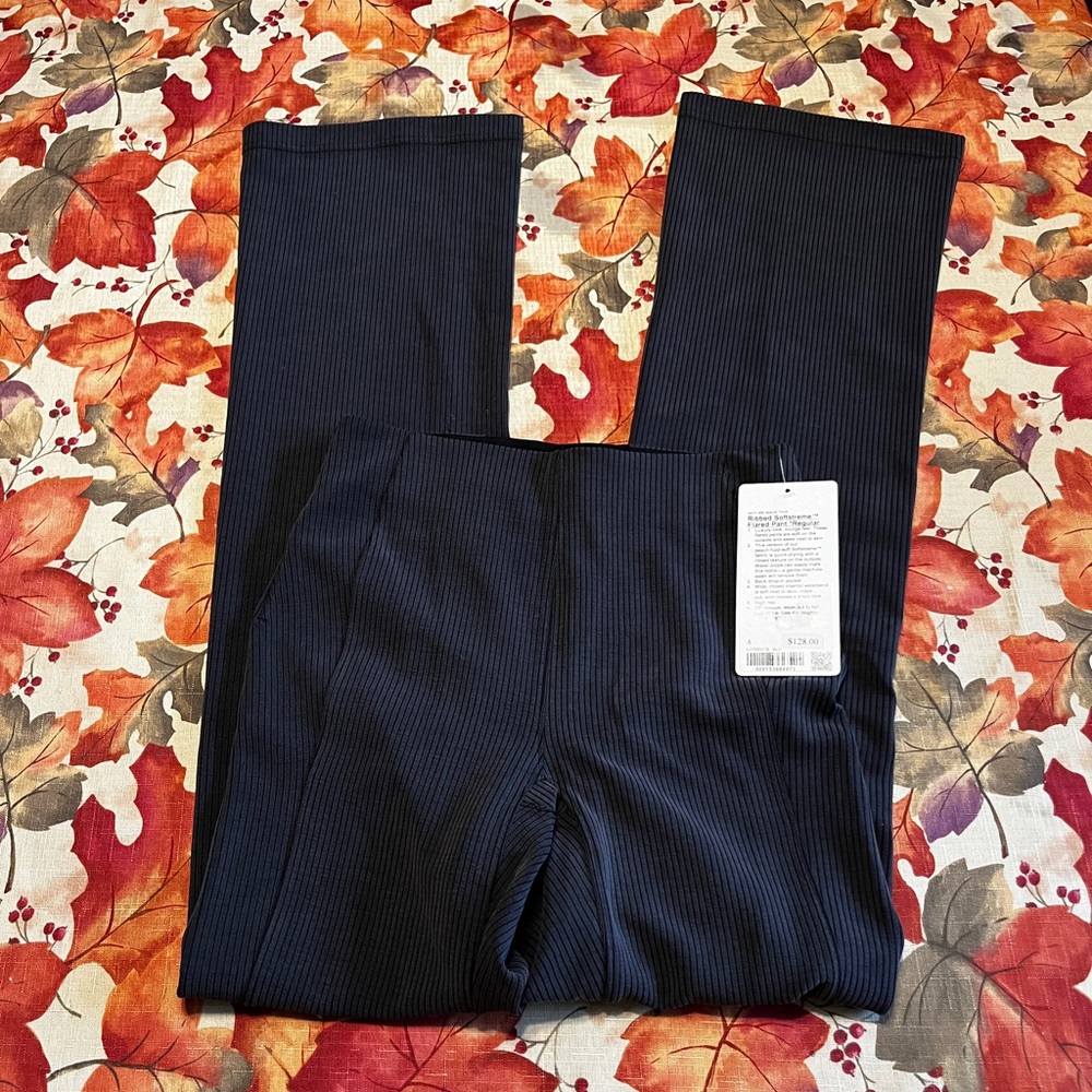 Lululemon Ribbed Softstreme Flared Pants size 4